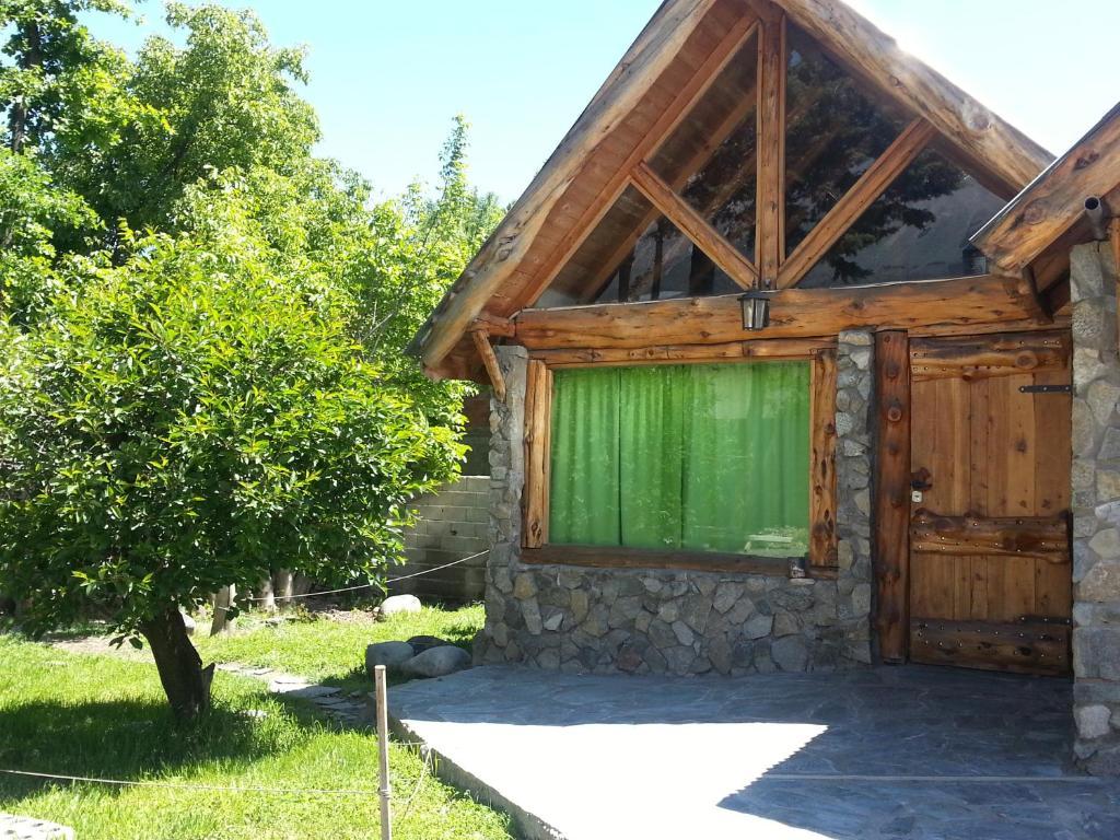 Cabanas Pehuenia Hostel El Bolson Exterior photo
